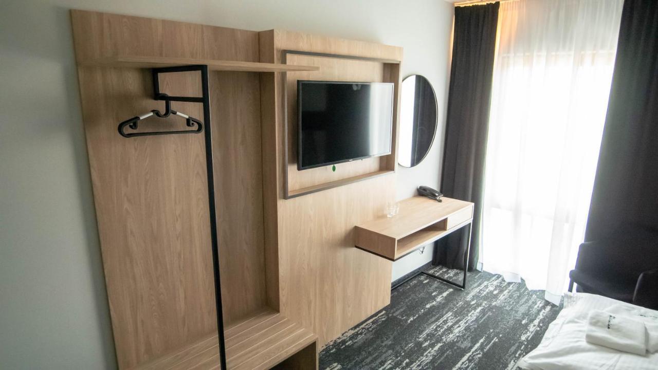 Nowe Millenium Swinoujscie Exterior foto
